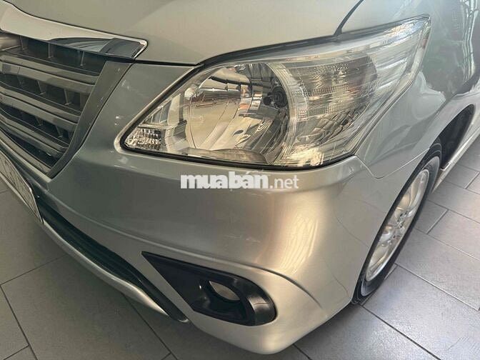 Toyota Innova 2015 Số sàn Bạc 7 chỗ
