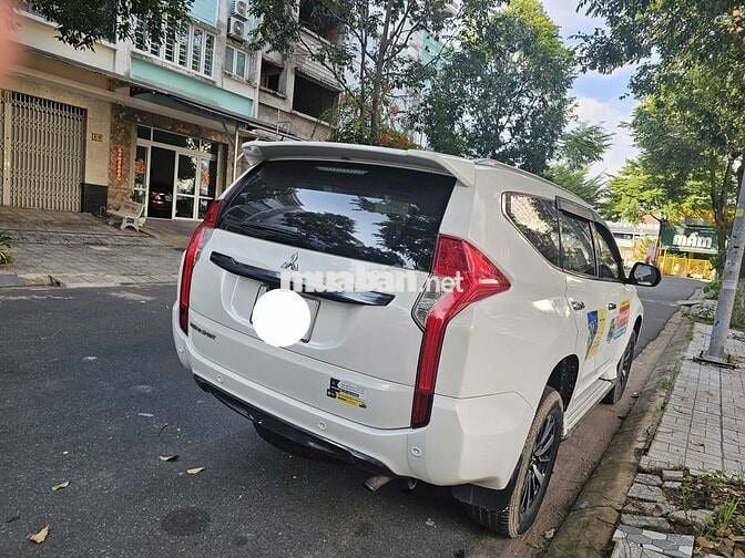 Mitsubishi Pajero Sport 2019 Nhập khẩu