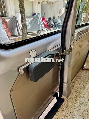Ford Transit SVP 2019 Số sàn Bạc