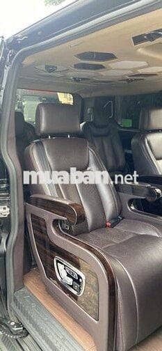 Ford Tourneo Titanium 2020 Đen - ghế masage