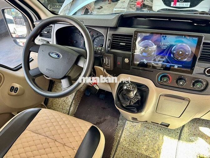 Ford Transit SVP 2019 Số sàn Bạc