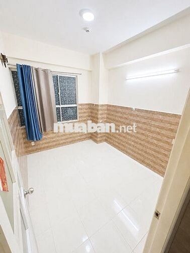 Thuê Nhà Nguyên căn Cao ốc B Q.10