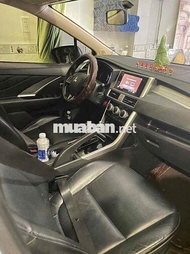 Mitsubishi Xpander 7 chỗ màu Trắng