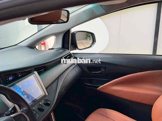 Toyota Innova 2017 Số sàn đồng ánh kim