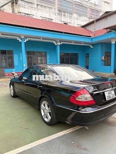 Mercedes-Benz E-Class Kompressor Đen 5 chỗ