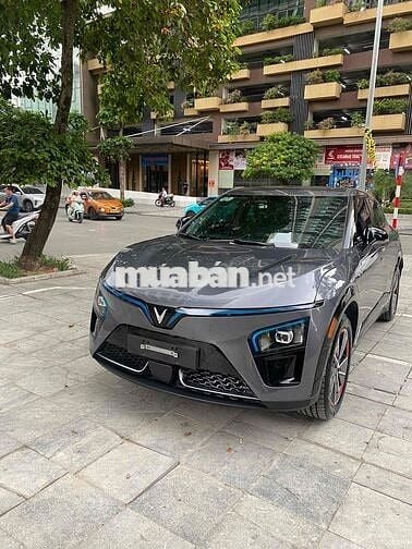 VinFast VF7 Eco 2025 Xám Điện