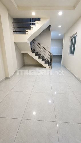Chính chủ bán nhà Lê Hồng Phong Q.10 - nở hậu chỉ 4,7 tỷ