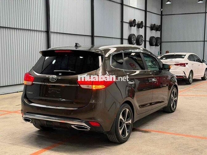 Kia Rondo 2016 Tự động Xăng