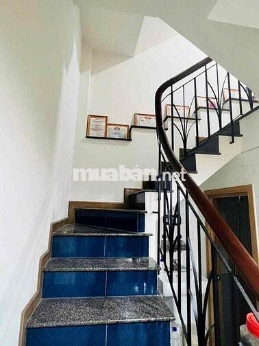 BÁN NHÀ HẼM XE HƠI NGUYỄN ĐÌNH CHIỄU Q3 DT 3.5 x 10 35m2 5 TẦNG 10.9 T