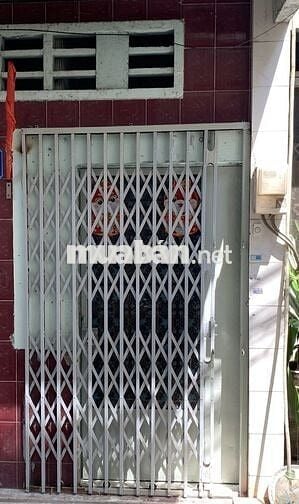 Nhà mặt tiền, cho thuê Phòng (chung với chủ) sạch sẽ thoáng mát