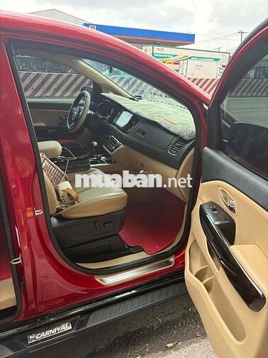 Kia Carnival 2019 Đỏ 70.000 km