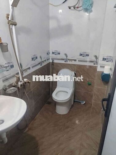 🏡 Nhà Riêng Bắc Cầu 45m - 2PN Chỉ 6 Triệu – Ở Ngay, Giá Cực Mềm!