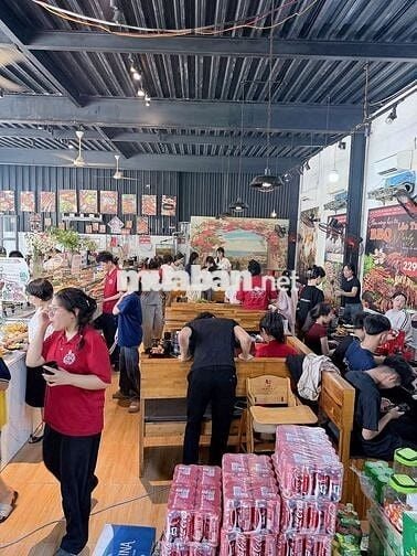 [BAO ĂN Ở] NHÂN VIÊN LẨU NƯỚNG LÃO TRƯ BBQ NAM TỪ
