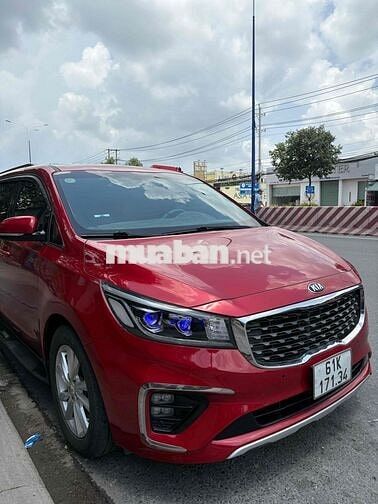 Kia Carnival 2019 Đỏ 70.000 km