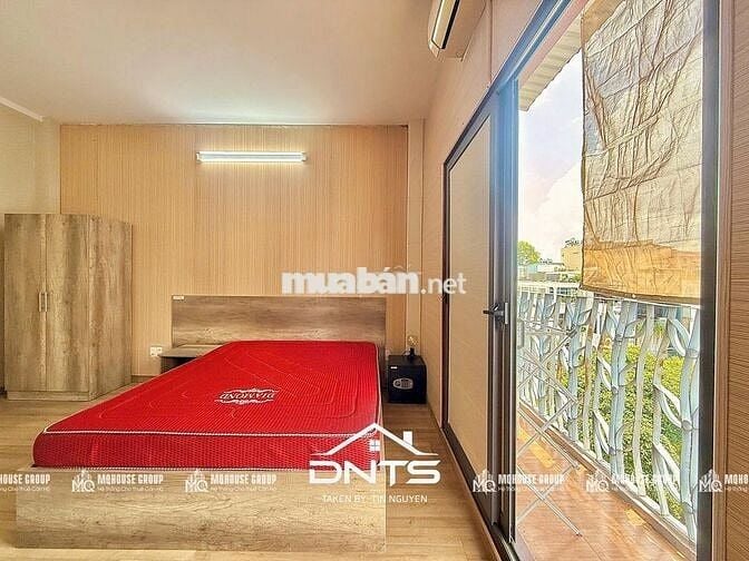 Phòng trọ đầy đủ nội thất ban công tách bếp gần Lim Tower, Lê Văn Tám