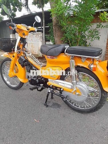 Honda Super Cub 50cc FI màu Cam