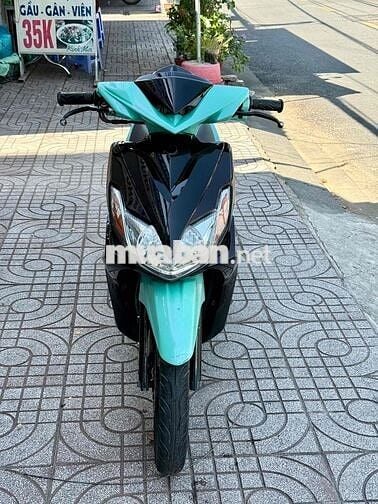Yamaha Luvias 125 Xanh ngọc, Đen