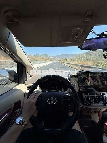 Toyota Innova G 2006 Bạc