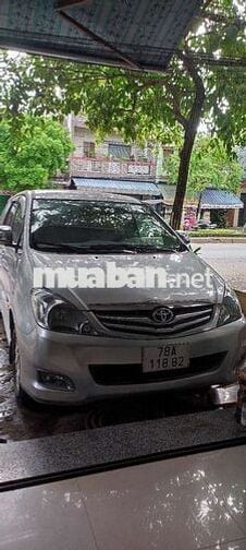 Toyota Innova Số sàn Bạc Xe gia đình