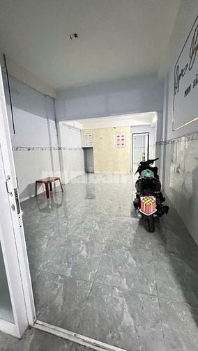 CĂN 1: BÁN NHÀ MT LẠC LONG QUÂN, P.10, Q.11, 7.5 TỶ.