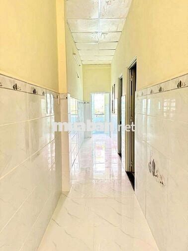 Nhà cho thuê Mã Lò - LVQ, BT (3PN 2WC) hẻm xe hơi, nhà trống ở ngay