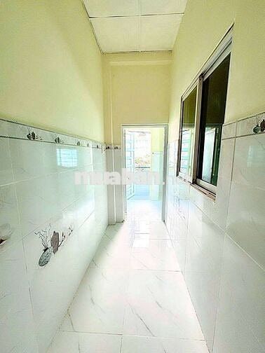 Nhà cho thuê Mã Lò - LVQ, BT (3PN 2WC) hẻm xe hơi, nhà trống ở ngay