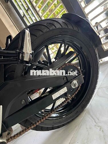 Suzuki GSX Xanh dương Indonesia