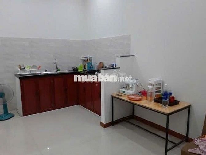 Cho thuê nhà C4 Mặt tiền đường AN HẢI 6 - Sơn Trà , 2PN giá 8tr/tháng