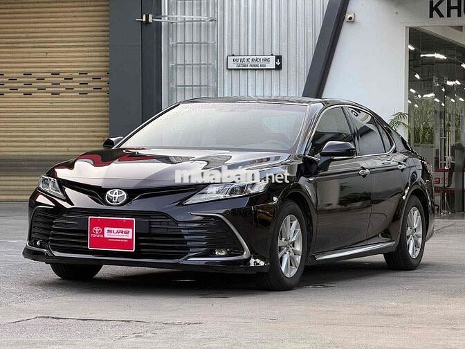 Cọp Camry 2.0G 2022 lướt 31.000km - HT bank 70%