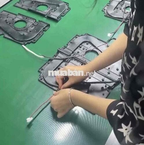 gọt nhựa , đứng máy , thoải mái