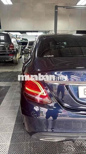 Mercedes-Benz C300 AMG 2019 Xanh cavansite
