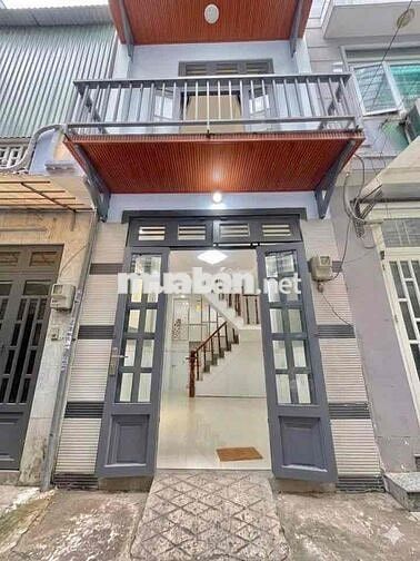 Nhà Nguyễn Thị Căn, Trệt lầu, 2 PN, cách lộ lớn 10m