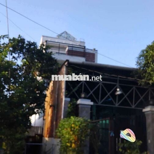 CHO THUÊ NHÀ 3 TẦNG KHANG TRANG SACH ĐẸP 