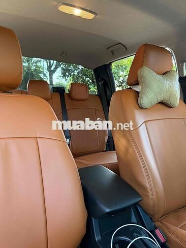 Ford Ranger 2022, 1 cầu máy 2.2