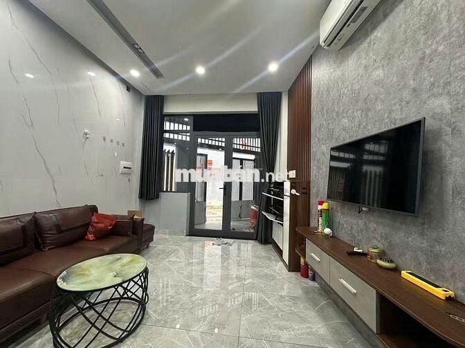 NHÀ 3 TẦNG 2PN 3WC GẦN CẦU SÔNG HÀN
