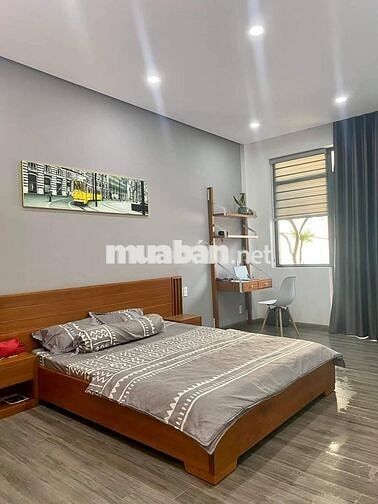 NHÀ 3 TẦNG 2PN 3WC GẦN CẦU SÔNG HÀN