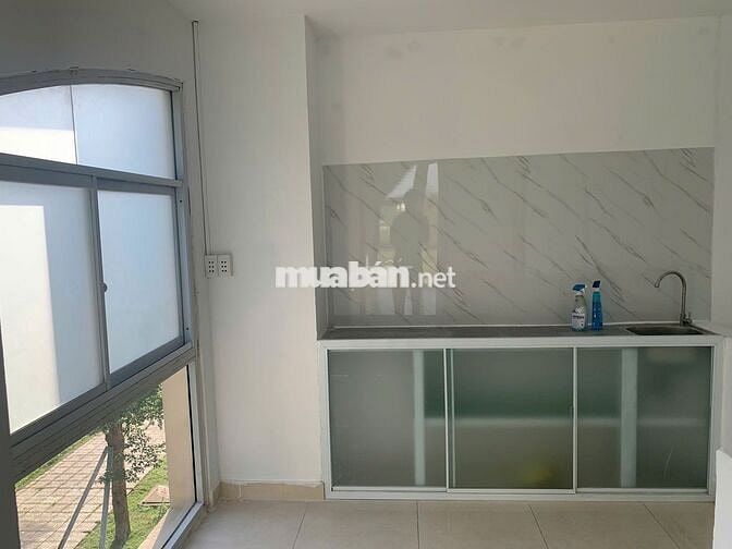 Cho thuê shophouse góc 2 mặt tiền chung cư Dream Home Palace Quận 8