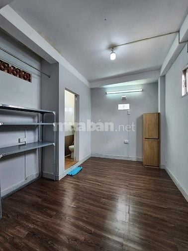 PHÒNG MỚI TRUNG TÂM QUẬN 10 - 15M2 GIÁ 3TR