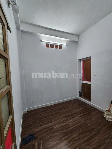 PHÒNG MỚI TRUNG TÂM QUẬN 10 - 15M2 GIÁ 3TR