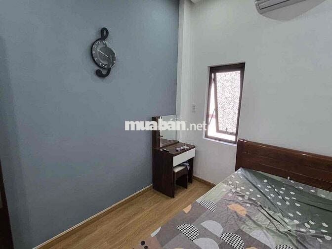 Cho thuê kiệt oto Lý Tự Trọng -Hải Châu 4 P/ngủ,4wc full nội thất