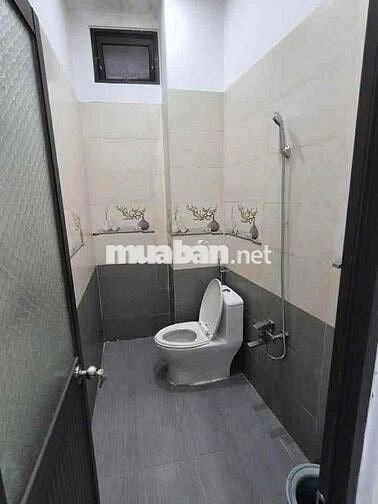 cho thuê nhà 3tầng LÝ TỰ TRỌNG gần Đống Đa - 4pn, 4wc full nội thất