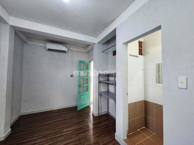 PHÒNG MỚI TRUNG TÂM QUẬN 10 - 15M2 GIÁ 3TR