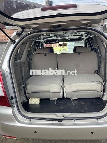 Toyota Innova 2015Vàng cát 8 chỗ Sàn
