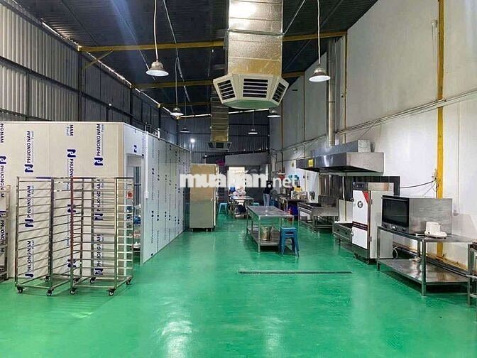 Cho thuê nhà Thuận Giao gần đường 22/12, có sẵn nội thất. 