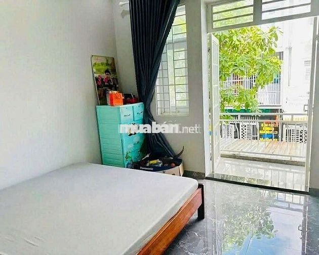 Cho thuê nhà Thuận Giao gần đường 22/12, có sẵn nội thất. 