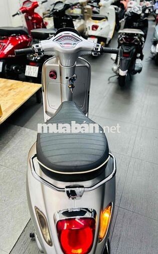 Piaggio Vespa Sprint 125 2022 Bạc