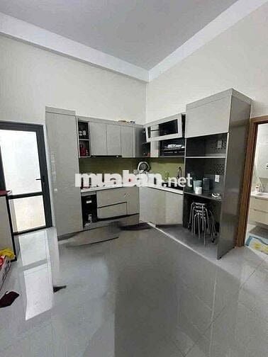 Cho thuê nhà nguyên căn 2 tầng Ngô Thị Liễu, Hải Châu, full nội thất