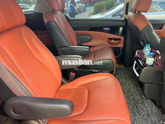 Kia Carnival Sig 2022 Đen 7 chỗ 2.2 máy dầu