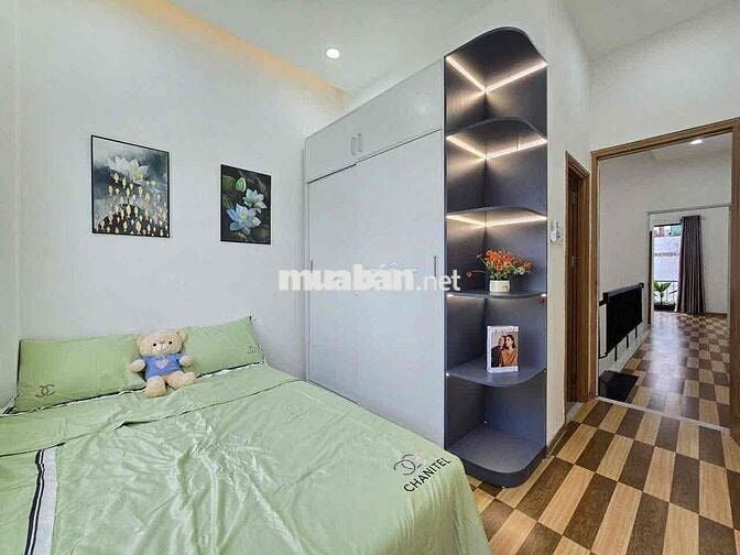 211 CHO THUÊ NHÀ ĐẸP 3 TẦNG 3PN 4WC – NHÀ MỚI HIỆN ĐẠI, CÓ SÂN RỘNG