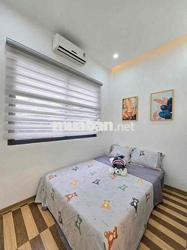211 CHO THUÊ NHÀ ĐẸP 3 TẦNG 3PN 4WC – NHÀ MỚI HIỆN ĐẠI, CÓ SÂN RỘNG